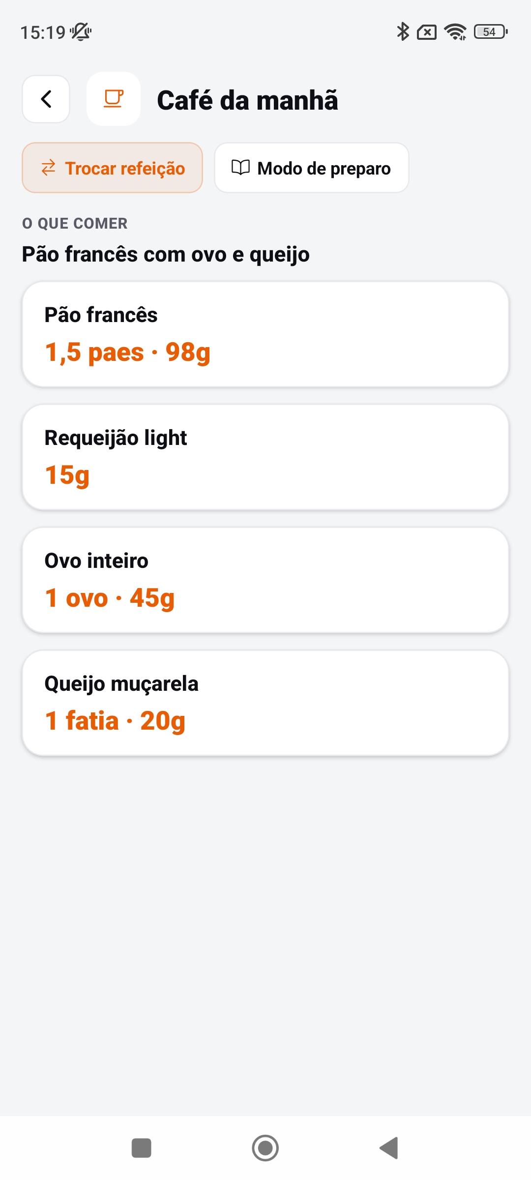 Refeição aberta no Corre Bem Plus, com a quantidade de cada alimento em gramas